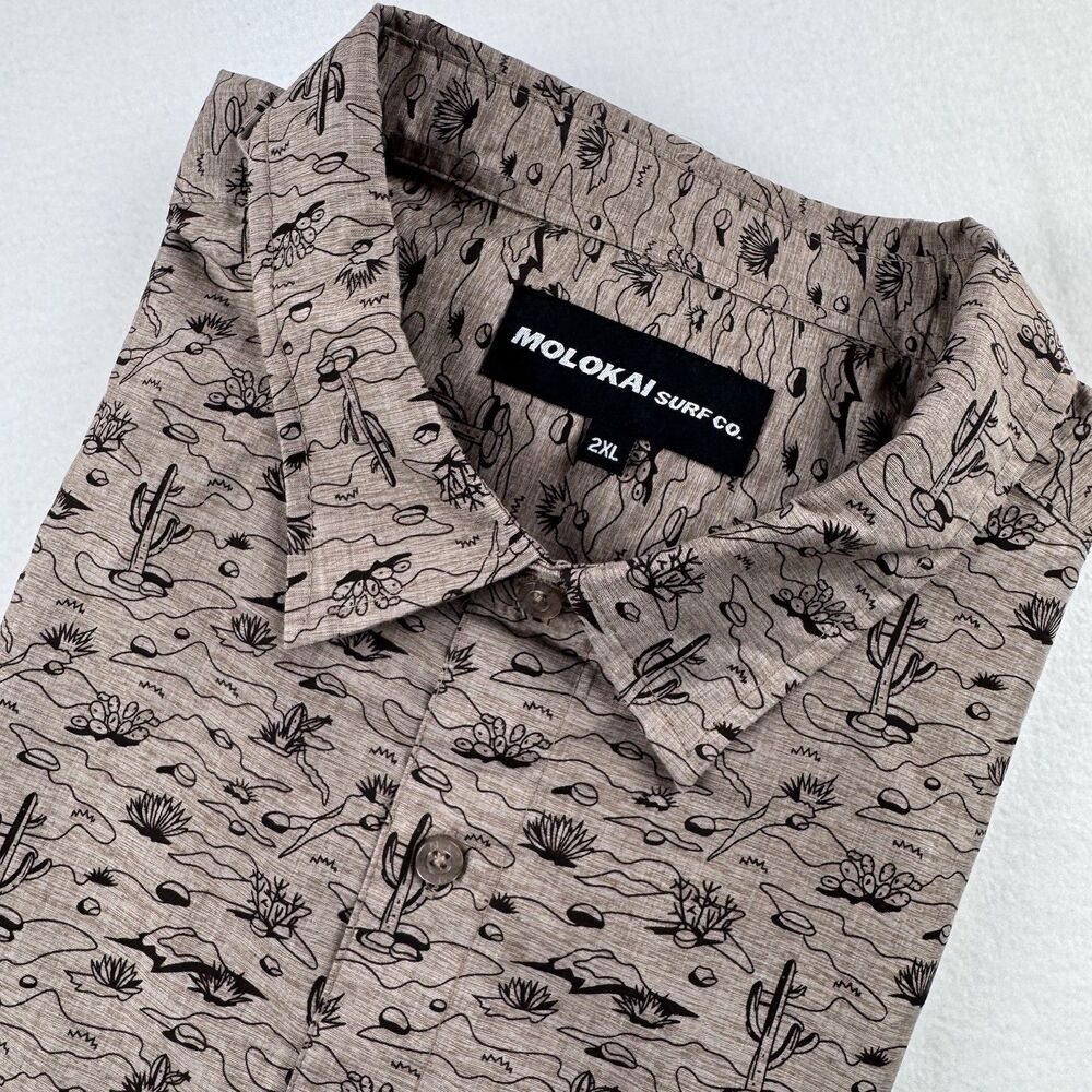 Molokai Surf Co. Men's 2XL Short Sleeve Button-Up Shirt Brown Cactus Print